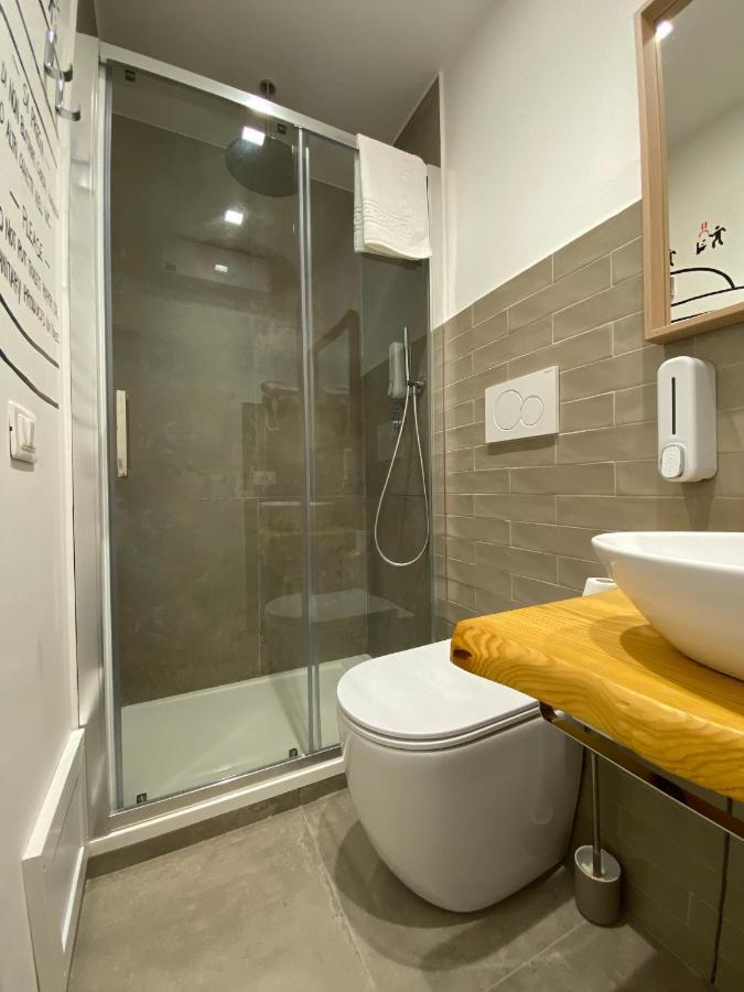 Liotru Maisonne, Rooms With En-Suite Bathroom And Shared Bathroom Катания Екстериор снимка