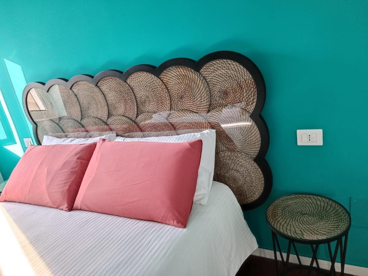 Liotru Maisonne, Rooms With En-Suite Bathroom And Shared Bathroom Катания Екстериор снимка